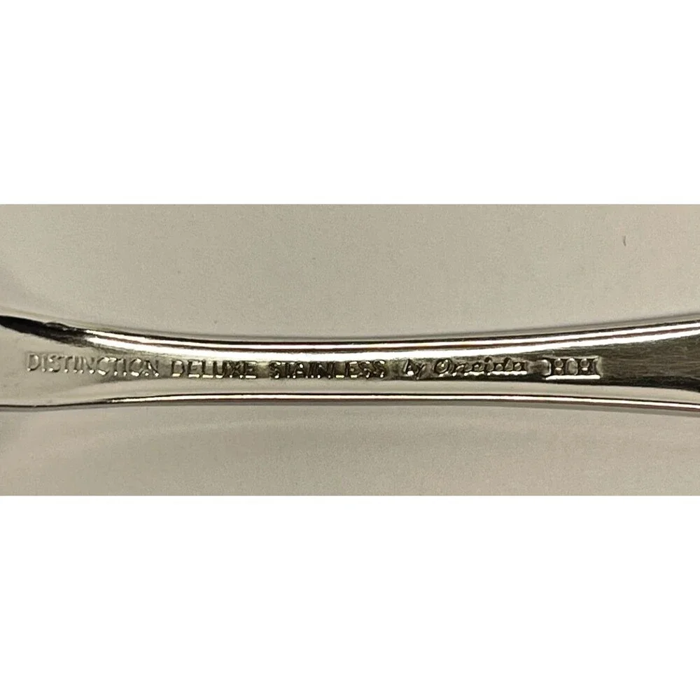 Oneida Distinction Deluxe Mansion Hall Stainless set of (4) Fruit/Orange Spoons